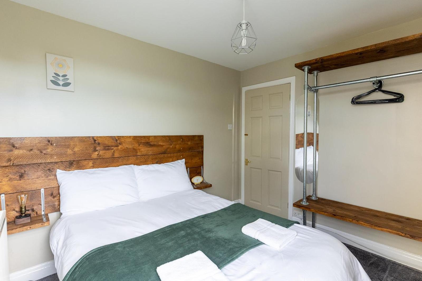 Beachfront Apartment - Ground Floor Apartment With Sea Views, Next To The Beach, Bridlington, North Yorkshire Bessingby Eksteriør billede